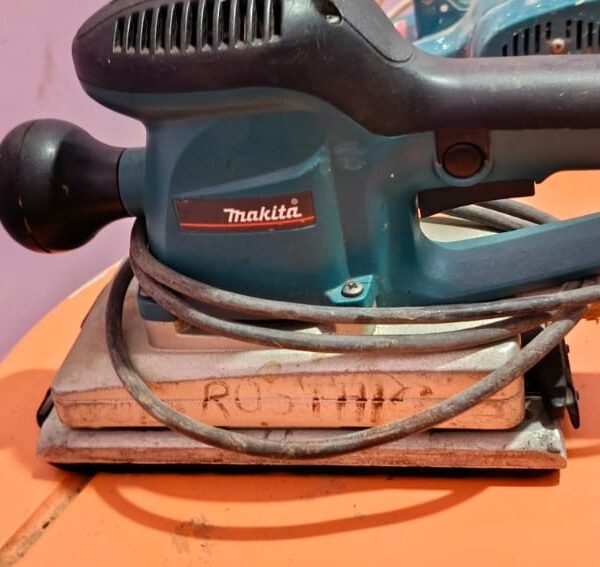 مكينه صنفرة ماكيتا