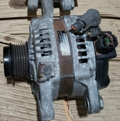 56 دينامو تويوتا كورولا - الصورة 1