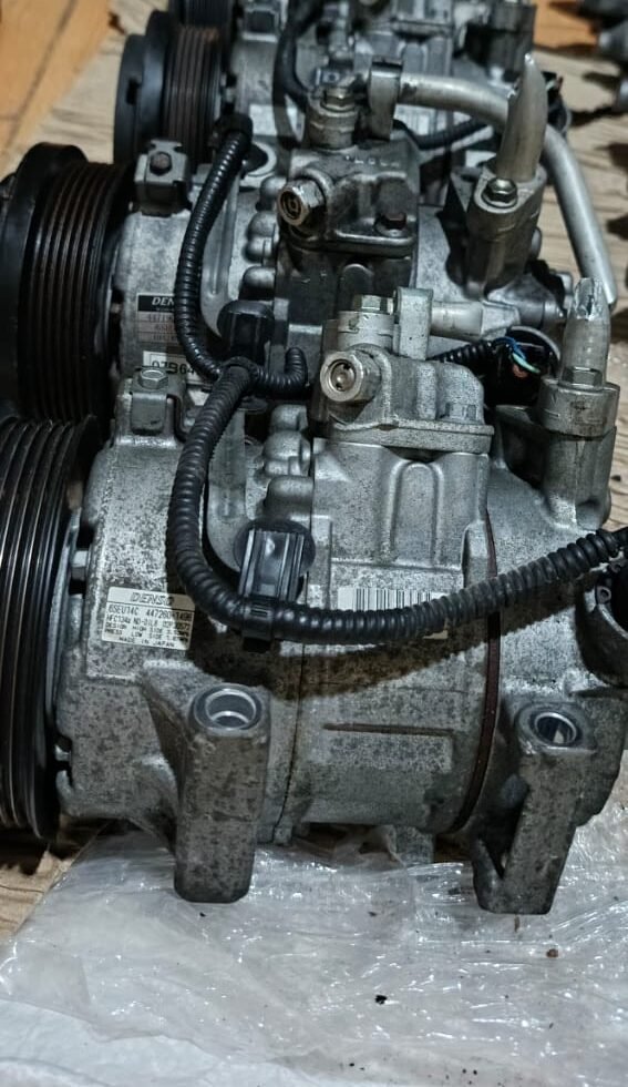 58 كمبورصور TOYATA COROLLA COMPRSERفوق 2009 - الصورة 1